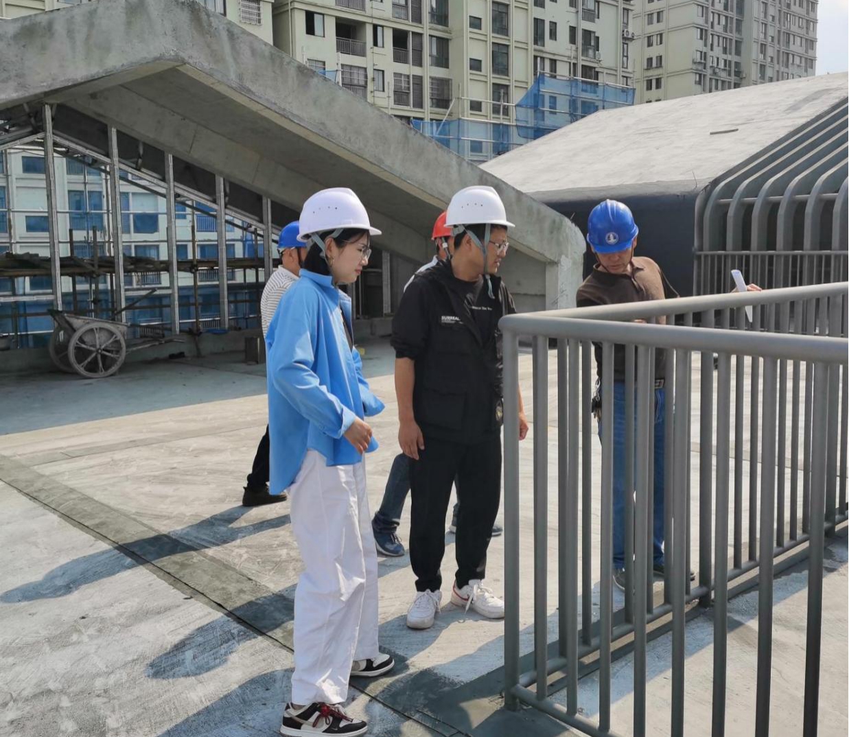 黃山市屯溪區(qū)學前教育能力提升工程-百鳥亭幼兒園建設項目組織節(jié)前安全生產檢