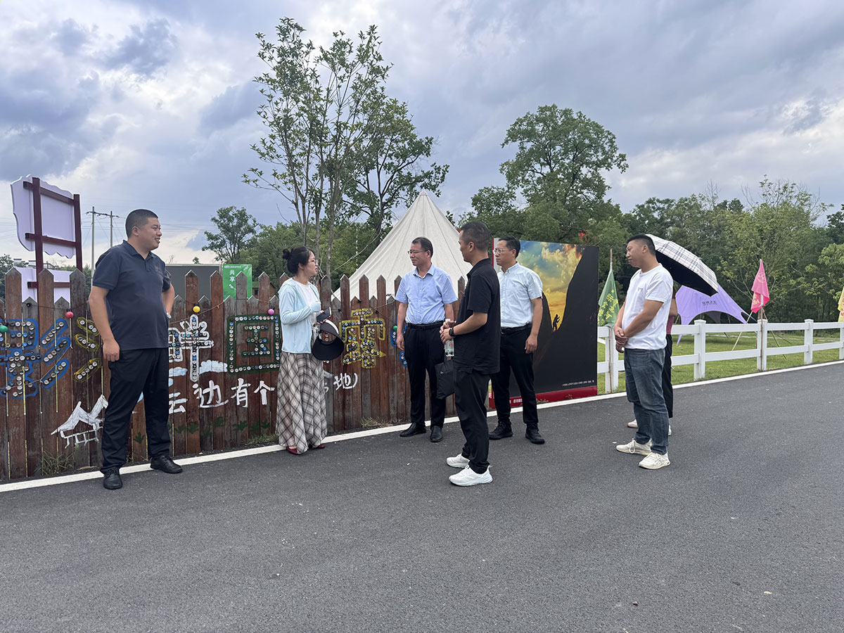 文化為魂，生態(tài)為基——傍霞村鄉(xiāng)村振興特色模式探討